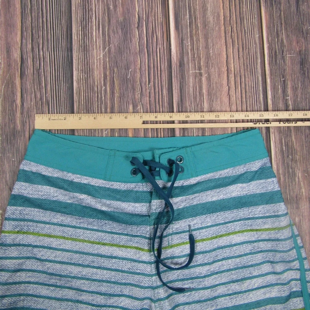 The North Face Swim Shorts Mens 32 Blue Striped Mesh Lined Quick Dry Trunks‎